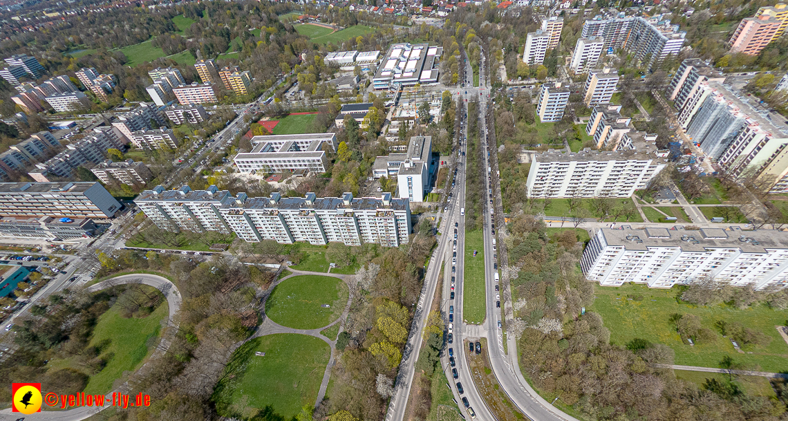 21.04.2023 - Baustelle Haus für Kinder in Neuperlach